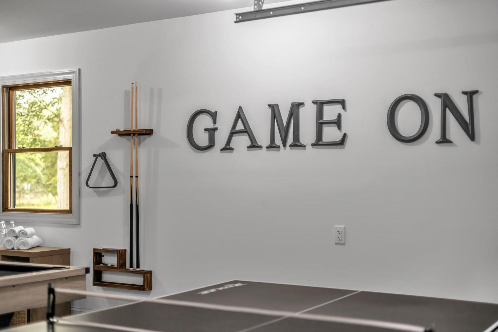 Luxury Hot Tub Game And Chalet Albrightsville
